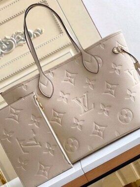 Louis Vuitton LV NEVERFULL MM M45684 Tourterelle Gray